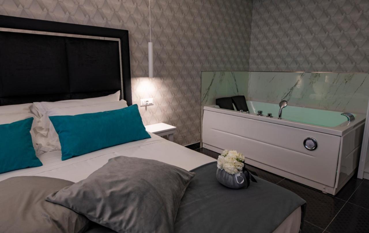 Luna Luxury Bed And Breakfast Naples Exterior photo